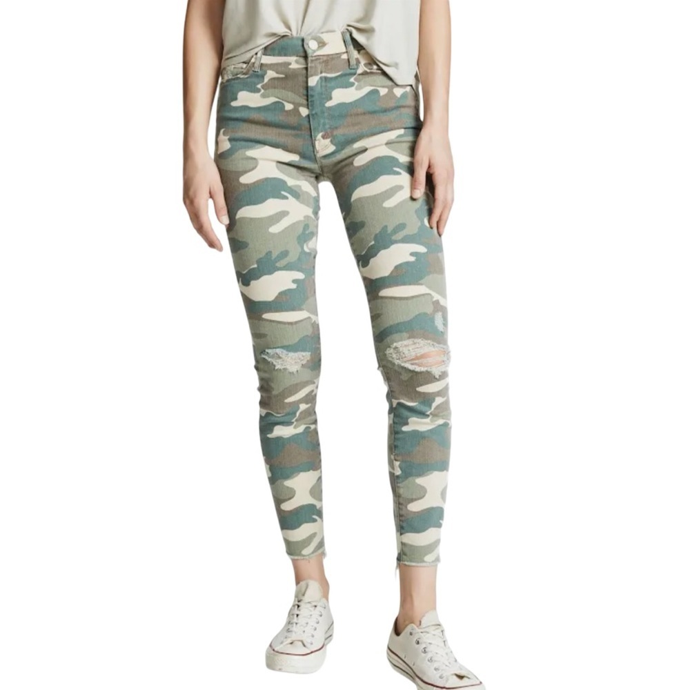 MOTHER High Waisted Looker Ankle Fray See Me Camo Distressed Denim Jean Size 29